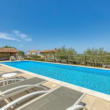 Wellness S Apartman Selina